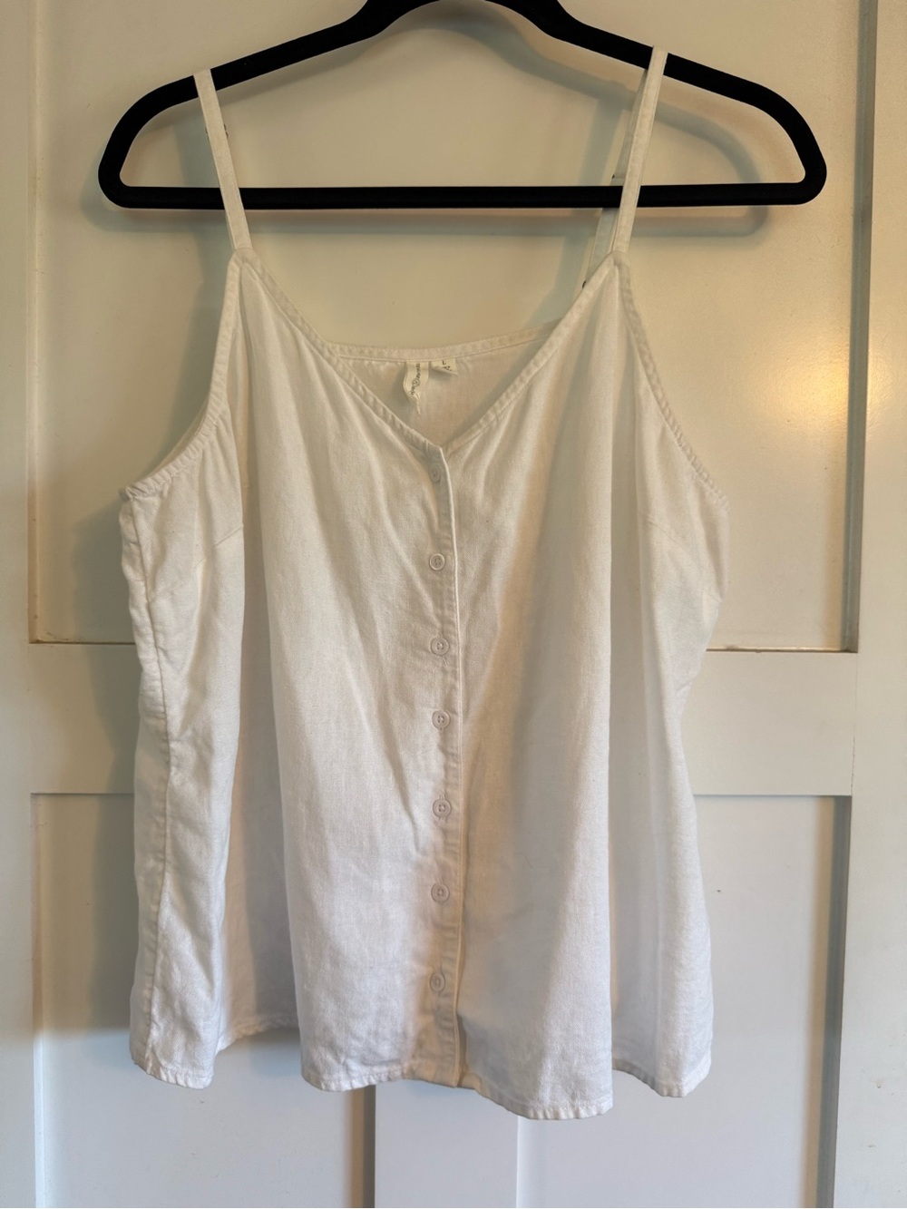 Treasure & Bond White Button-Front Spaghetti Strap Camisole